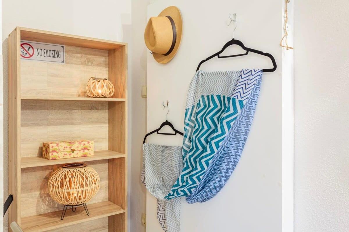 Summer Rose Garden Getaway - A Step To The Beach Kalamata Exterior foto